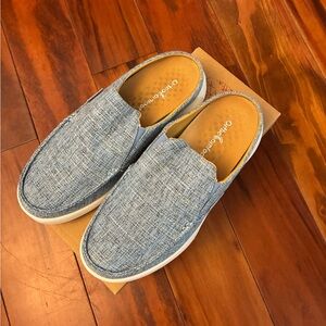 OluKai Women's Blue Textured Sneakers